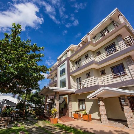 Rawis Resort Hotel And Restaurant Borongan Exteriér fotografie